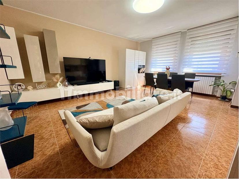 Trilocale buono stato, primo piano, Centro, Mozzecane — foto 25 di 36