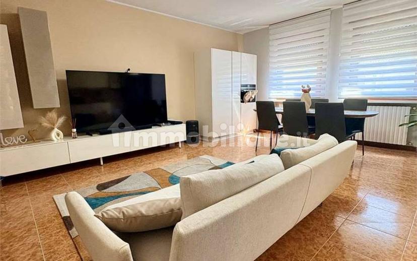 Trilocale buono stato, primo piano, Centro, Mozzecane — foto 17 di 36