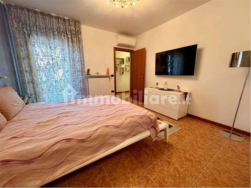 Trilocale buono stato, primo piano, Centro, Mozzecane — foto 15 di 36