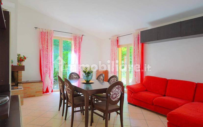Quadrilocale viale della Vittoria 30, Centro, Pioraco — foto 29 di 35