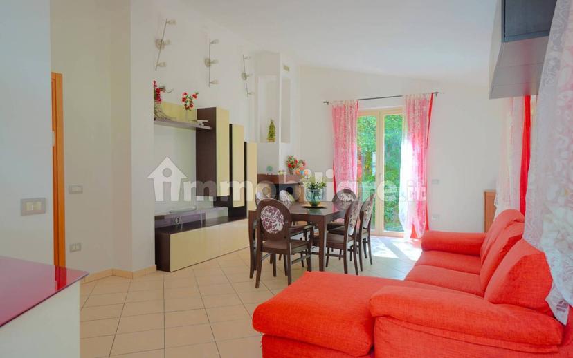 Quadrilocale viale della Vittoria 30, Centro, Pioraco — foto 20 di 35