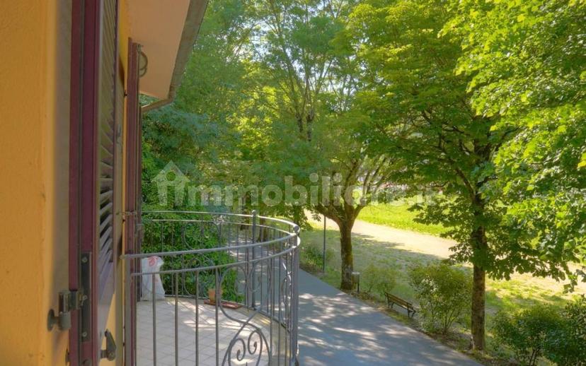 Quadrilocale viale della Vittoria 30, Centro, Pioraco — foto 26 di 35