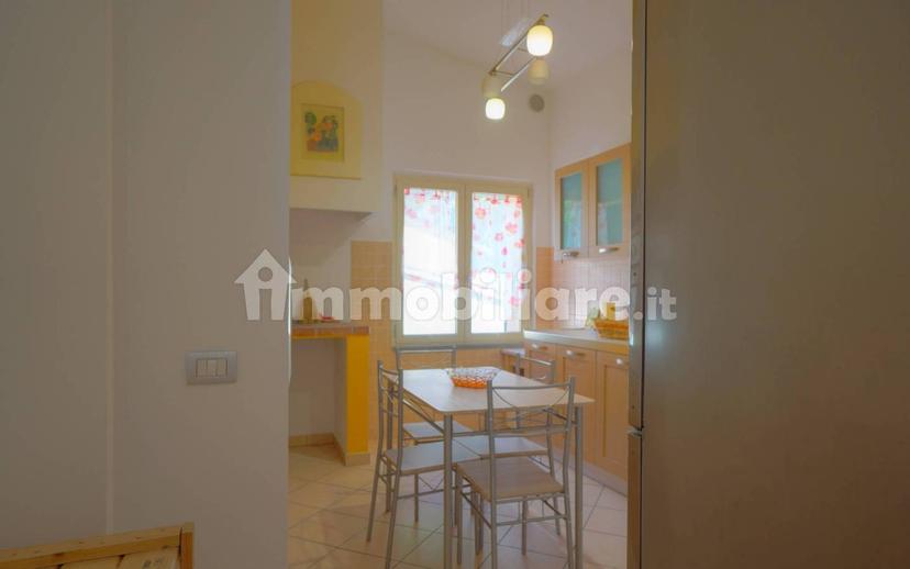 Quadrilocale viale della Vittoria 30, Centro, Pioraco — foto 7 di 35
