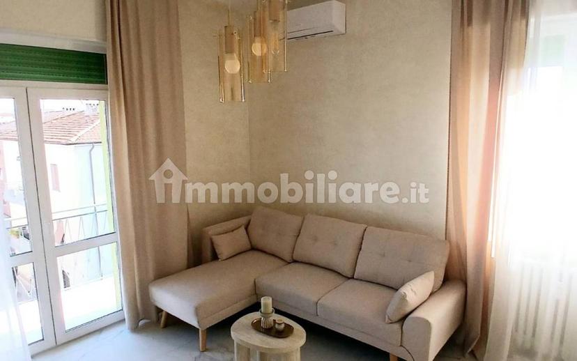 Trilocale ottimo stato, quarto piano, Regina Pacis, Reggio Emilia — foto 19 di 28