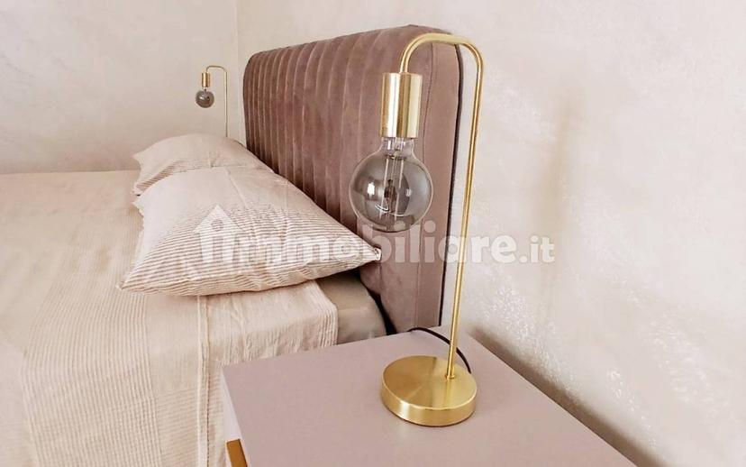 Trilocale ottimo stato, quarto piano, Regina Pacis, Reggio Emilia — foto 21 di 28