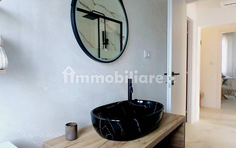 Trilocale ottimo stato, quarto piano, Regina Pacis, Reggio Emilia — foto 6 di 28