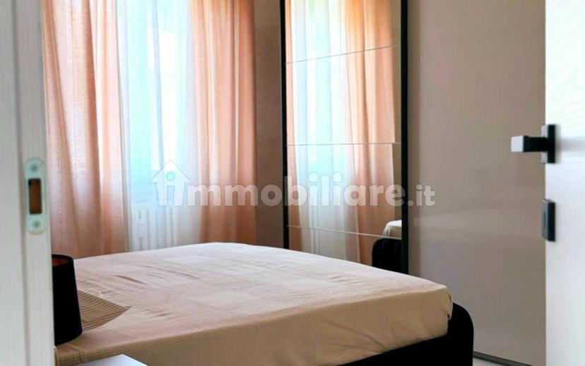Trilocale ottimo stato, quarto piano, Regina Pacis, Reggio Emilia — foto 8 di 28