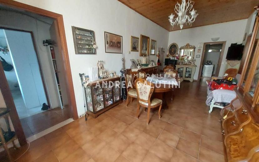 Appartamento ottimo stato, secondo piano, Centro, Castelfranco di Sotto — foto 10 di 18