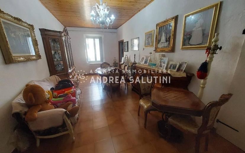 Appartamento ottimo stato, secondo piano, Centro, Castelfranco di Sotto — foto 2 di 18