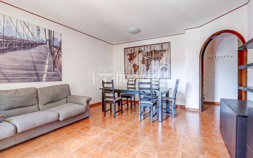 Trilocale via Alessandro Manzoni 22, Centro, Luino — foto 13 di 20