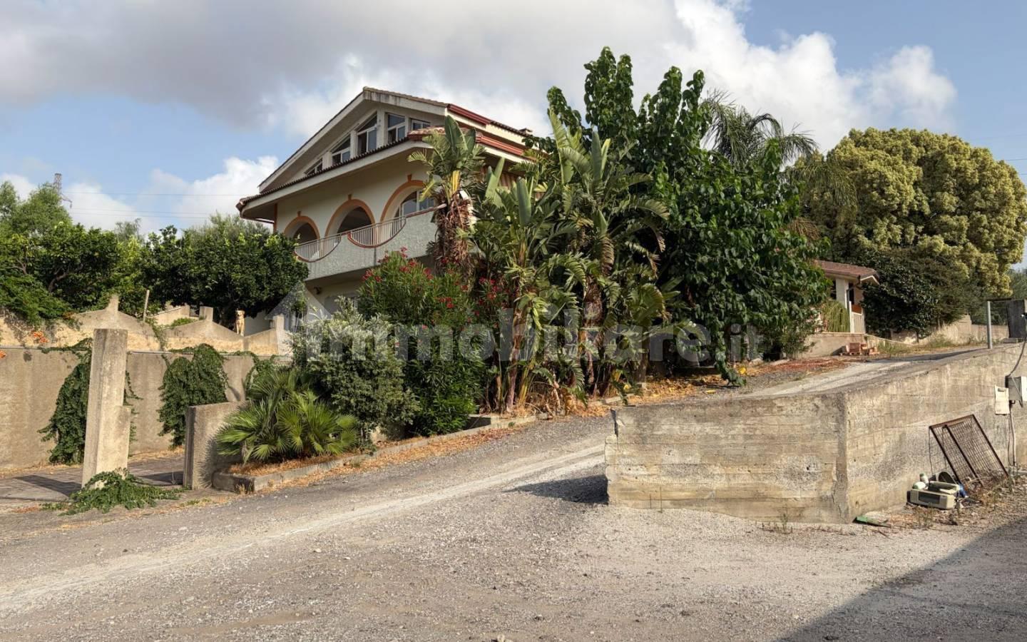 Villa unifamiliare Contrada Sulleria, Rodì Milici