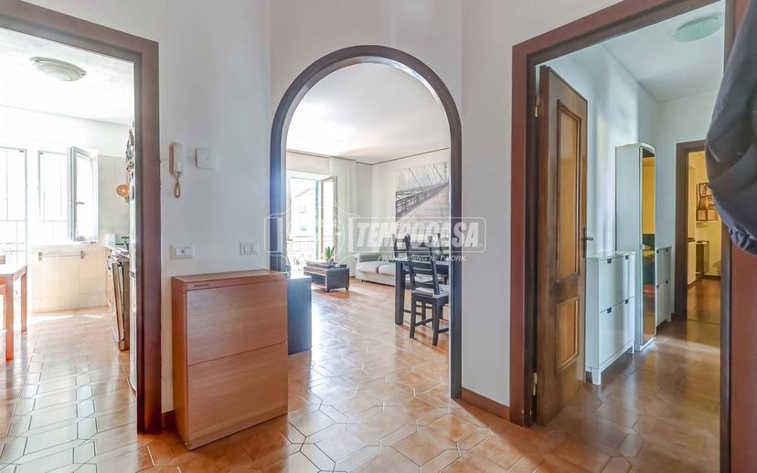 Trilocale via Alessandro Manzoni 22, Centro, Luino — foto 4 di 20