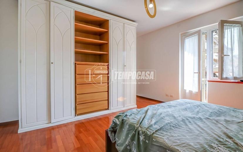 Trilocale via Alessandro Manzoni 22, Centro, Luino — foto 16 di 20