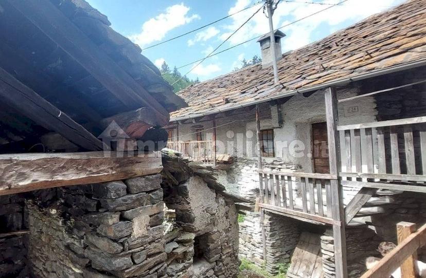 Casale frazione Proussaz, Rhemes-Saint-Georges — foto 2 di 9