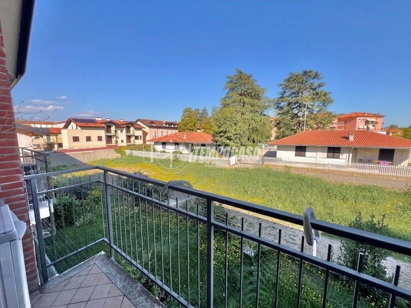 Trilocale via Novara 20, Centro, Lonate Pozzolo — foto 7 di 30