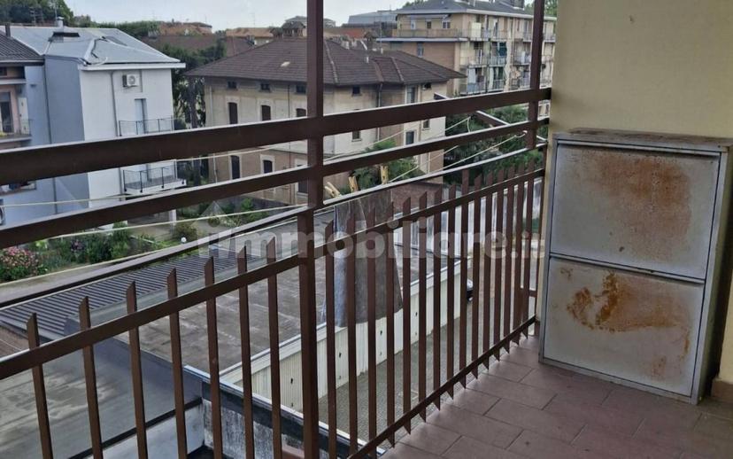 Trilocale via Benedetto Odescalchi, Sant'Antonio, Novara — foto 5 di 25