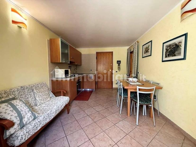 Trilocale via Roma, 2, Centro, Mezzana