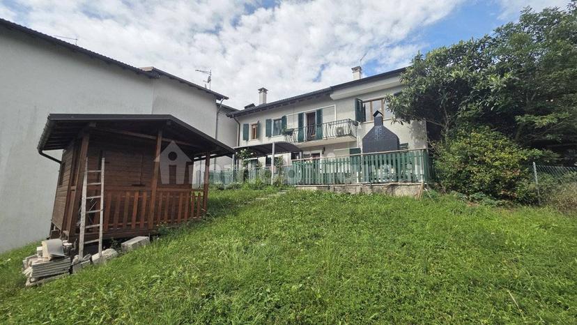 Villa a schiera via Pezzè, Pezzé, Lamon — foto 8 di 27