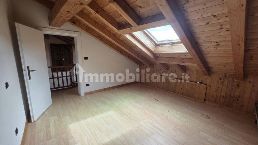 Villa a schiera via Pezzè, Pezzé, Lamon — foto 12 di 27