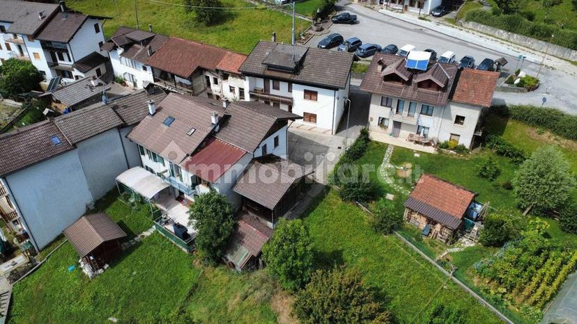 Villa a schiera via Pezzè, Pezzé, Lamon — foto 21 di 27