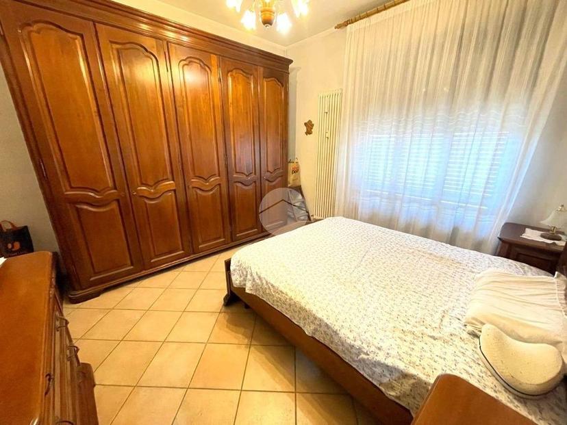 Trilocale via XII Settembre 33, Centro, Valenza — foto 12 di 20