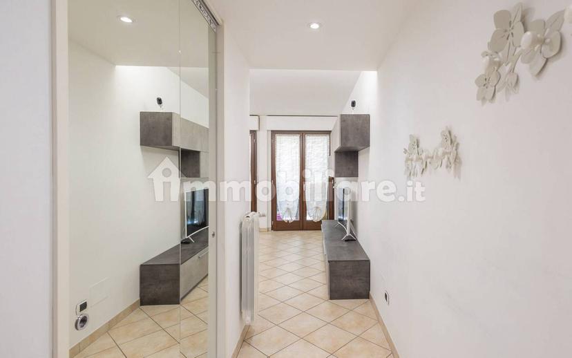 Trilocale Nino Bixio 170, Centro, Caronno Pertusella — foto 22 di 31