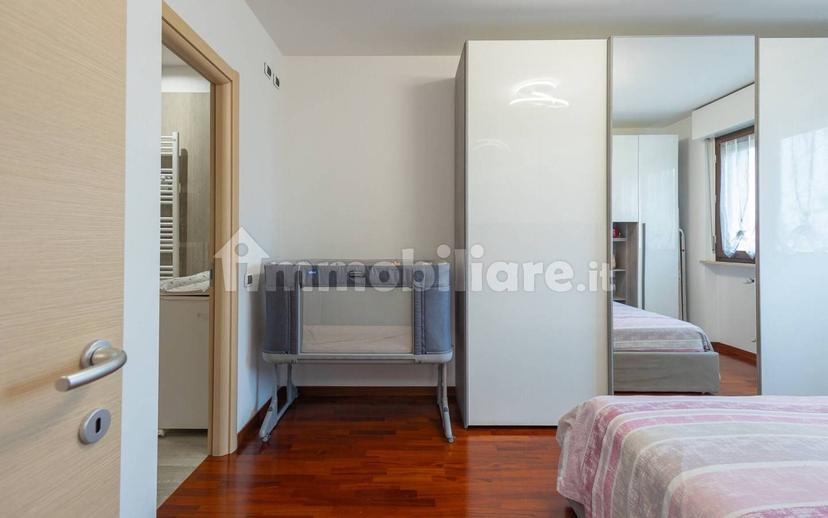 Trilocale Nino Bixio 170, Centro, Caronno Pertusella — foto 31 di 31