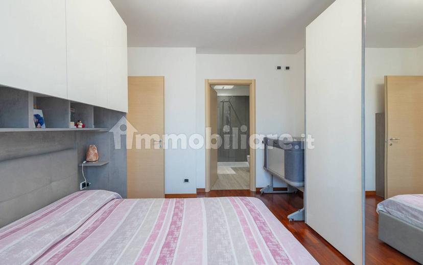 Trilocale Nino Bixio 170, Centro, Caronno Pertusella — foto 14 di 31