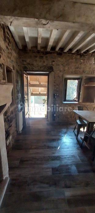 Appartamento via Cerezzola, Cerezzola, Canossa — foto 3 di 39