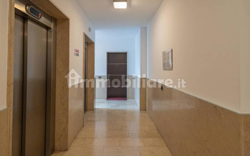 Trilocale Nino Bixio 170, Centro, Caronno Pertusella — foto 27 di 31