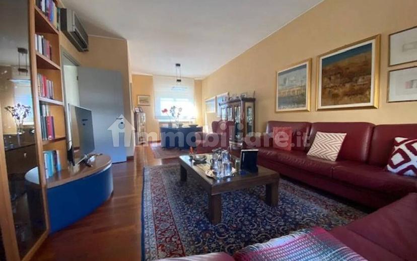 Villa unifamiliare via Montello, 55, Sesto Calende — foto 18 di 48
