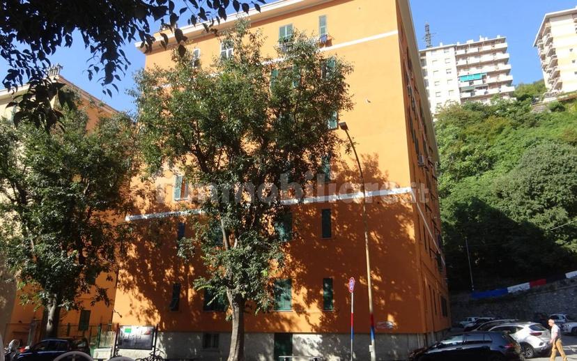 Bilocale via Bologna 22, San Teodoro, Genova