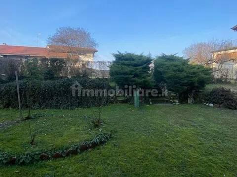 Appartamento via Don Giovanni Minzoni, 25, Centro, Castelletto Sopra Ticino — foto 22 di 25