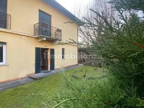 Appartamento via Don Giovanni Minzoni, 25, Centro, Castelletto Sopra Ticino — foto 10 di 25