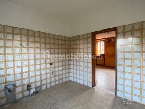 Appartamento via Don Giovanni Minzoni, 25, Centro, Castelletto Sopra Ticino — foto 6 di 25