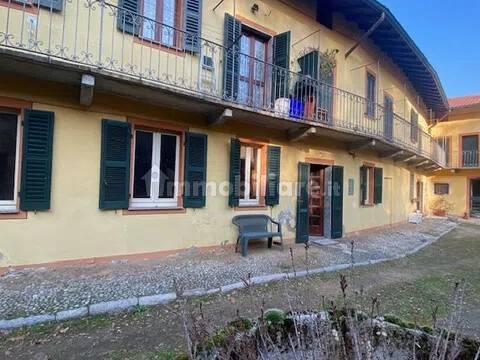 Appartamento via Don Giovanni Minzoni, 25, Centro, Castelletto Sopra Ticino — foto 11 di 25