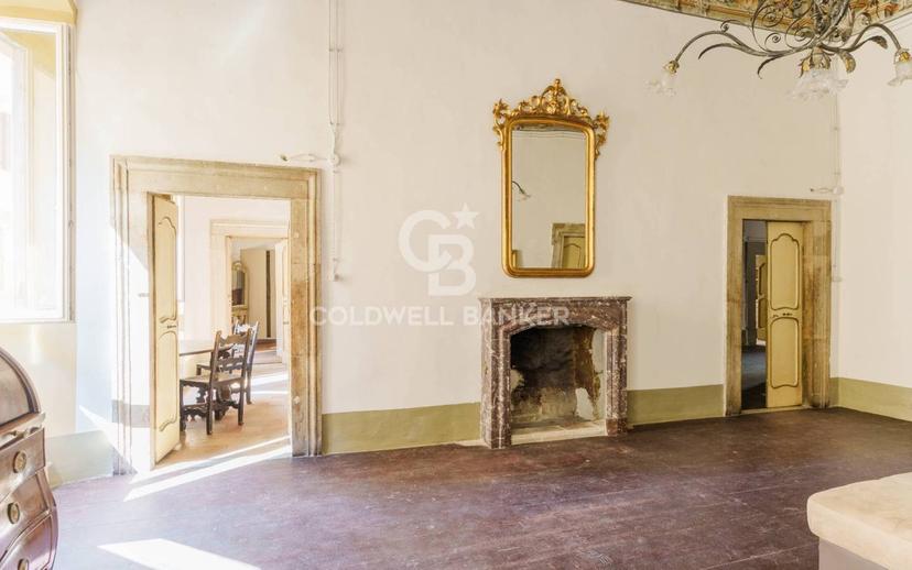 Quadrilocale corso G. Mazzini 71, Centro Storico, Spoleto — foto 28 di 31