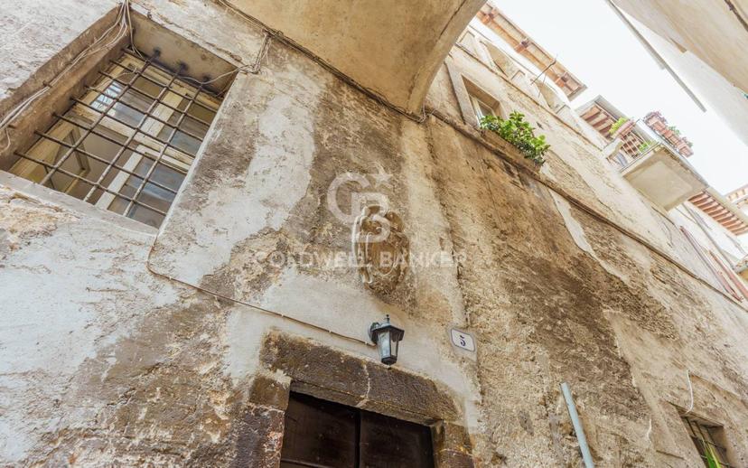 Quadrilocale corso G. Mazzini 71, Centro Storico, Spoleto — foto 16 di 31