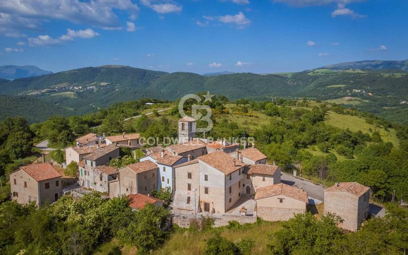 Rustico Morro di Rasiglia, Carpello, Scopoli, Casenove, Verchiano, Foligno — foto 43 di 45