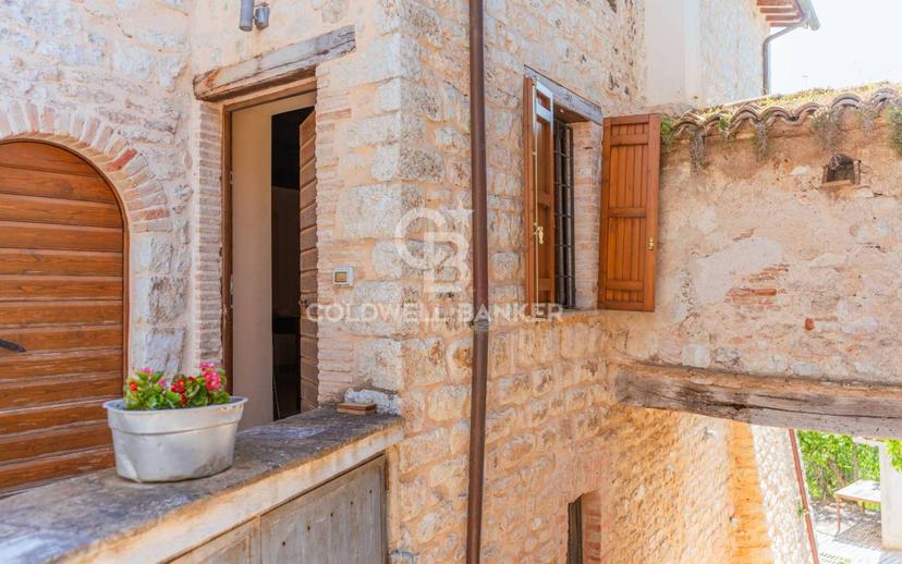 Rustico Morro di Rasiglia, Carpello, Scopoli, Casenove, Verchiano, Foligno — foto 6 di 45