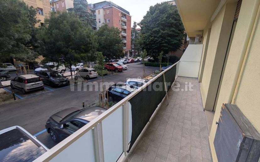 Trilocale buono stato, primo piano, Talon, Croce, Casalecchio di Reno — foto 11 di 13
