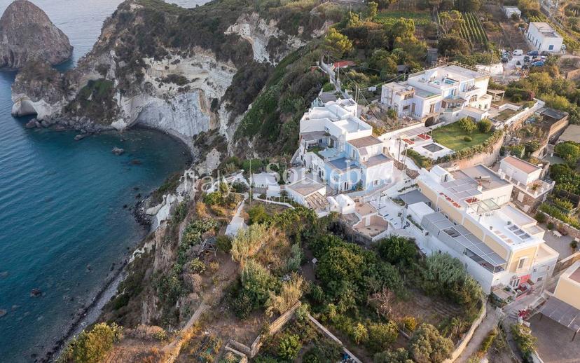 Villa unifamiliare via Scotti di Sopra, Centro, Ponza — foto 19 di 34