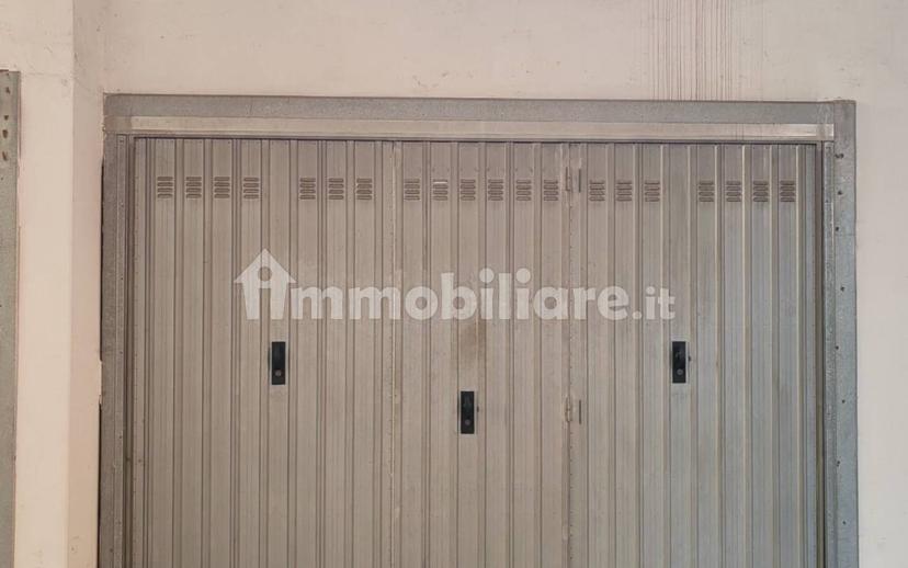 Trilocale buono stato, terzo piano, Centro, Formia — foto 9 di 18