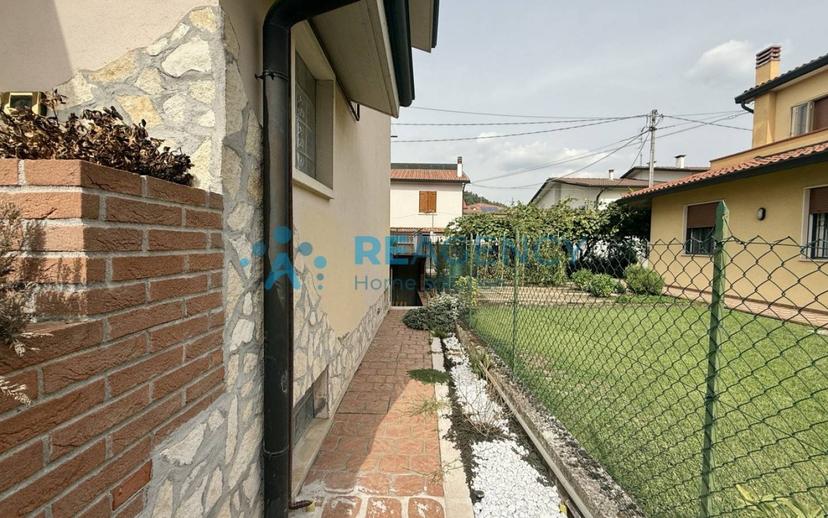 Trilocale via Nazario Sauro, 1, Montecchio Maggiore Alte Ceccato, Montecchio Maggiore — foto 13 di 22