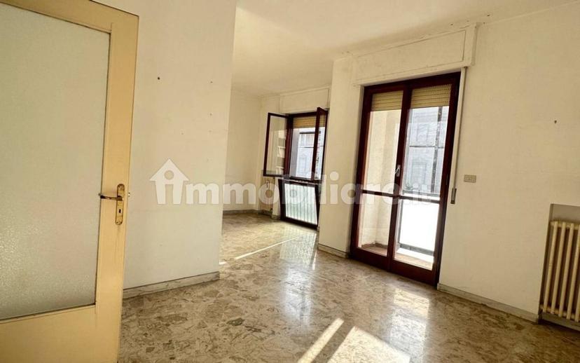 Trilocale via 20 Settembre 3, Borgo, Taranto — foto 13 di 21