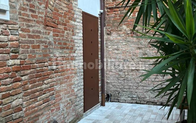 Trilocale vicolo Del Galletto, Centro Storico, Ferrara — foto 4 di 13