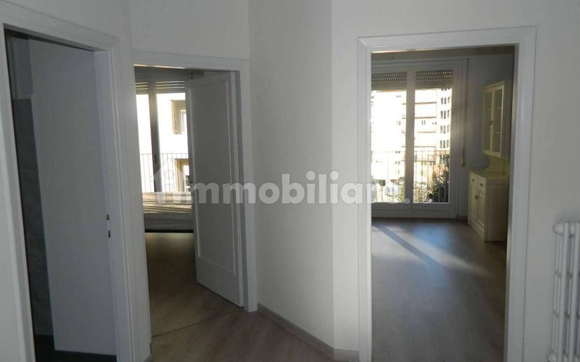 Trilocale via Trieste 88, Centro, Sondrio — foto 13 di 20