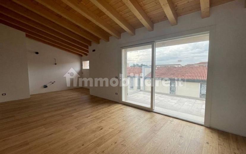 Attico largo San Giorgio 14, Centro, Noale — foto 15 di 17