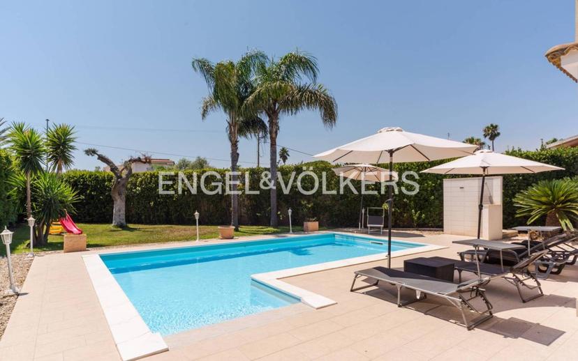 Villa unifamiliare via Lago di Lugano 33, Fontane Bianche, Siracusa — foto 21 di 40
