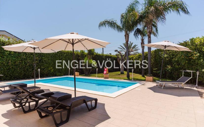 Villa unifamiliare via Lago di Lugano 33, Fontane Bianche, Siracusa — foto 28 di 40